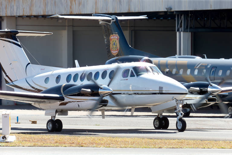 Aviões da PF durante a 17ª fase da Lava Jato, em 2015, na qual o ex-ministro José Dirceu foi levado do DF para Curitiba