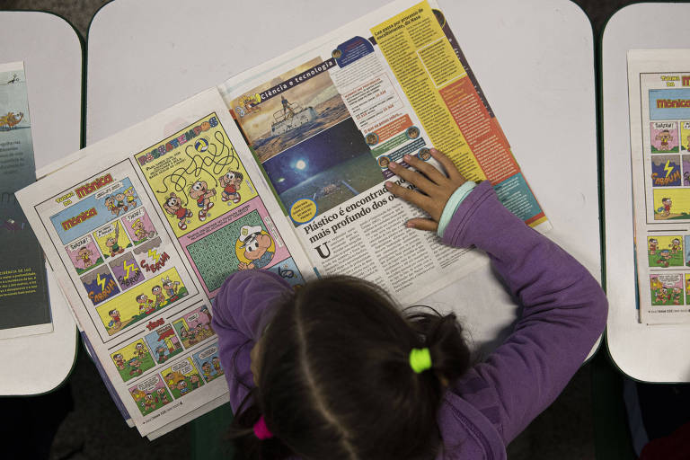  Alunos da Escola Estadual Henrique Dumont Villares leem o Jornal Joca destinado a crianças
