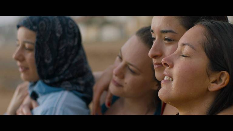 Veja cenas do filme 'Papicha'