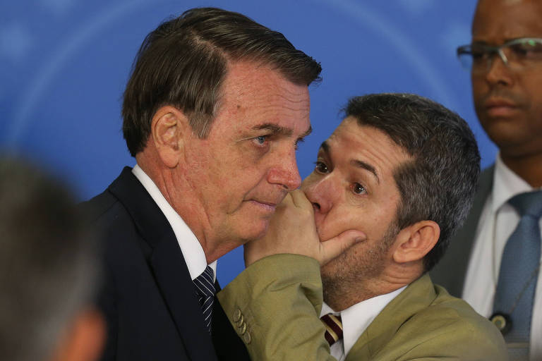 O presidente Jair Bolsonaro e o deputado Delegado Waldir (PSL-GO)