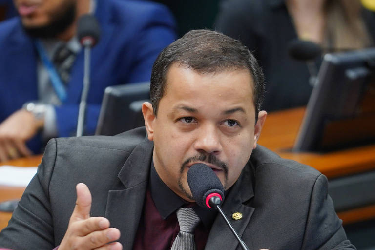 Deputado Delegado Pablo (AM): bivarista