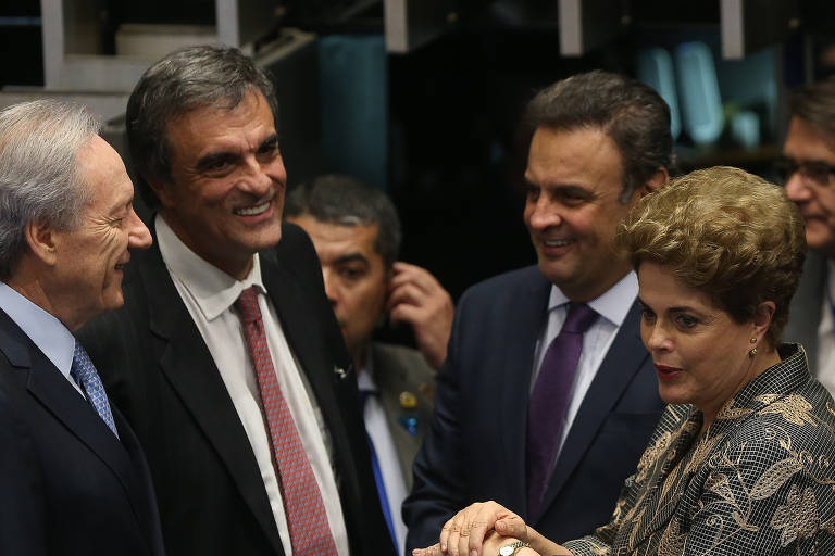 Em agosto de 2016, na fase final do julgamento do impeachment da ex-presidente Dilma Rousseff, no Senado, Lewandowski acatou um pedido da defesa da petista para separar a votação. Dilma foi afastada da presidência, mas manteve os direitos políticos. A decisão foi criticada por ministros do STF