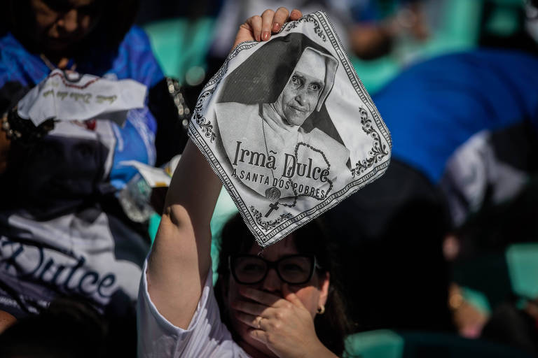 Missa para Irmã Dulce reunirá 55 mil em estádio de Salvador neste domingo