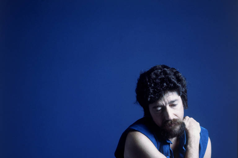 Raul Seixas em ensaio fotográfico realizado em São Paulo, verão de 1983, para a capa do álbum 'Raul Seixas' do Estúdio Eldorado