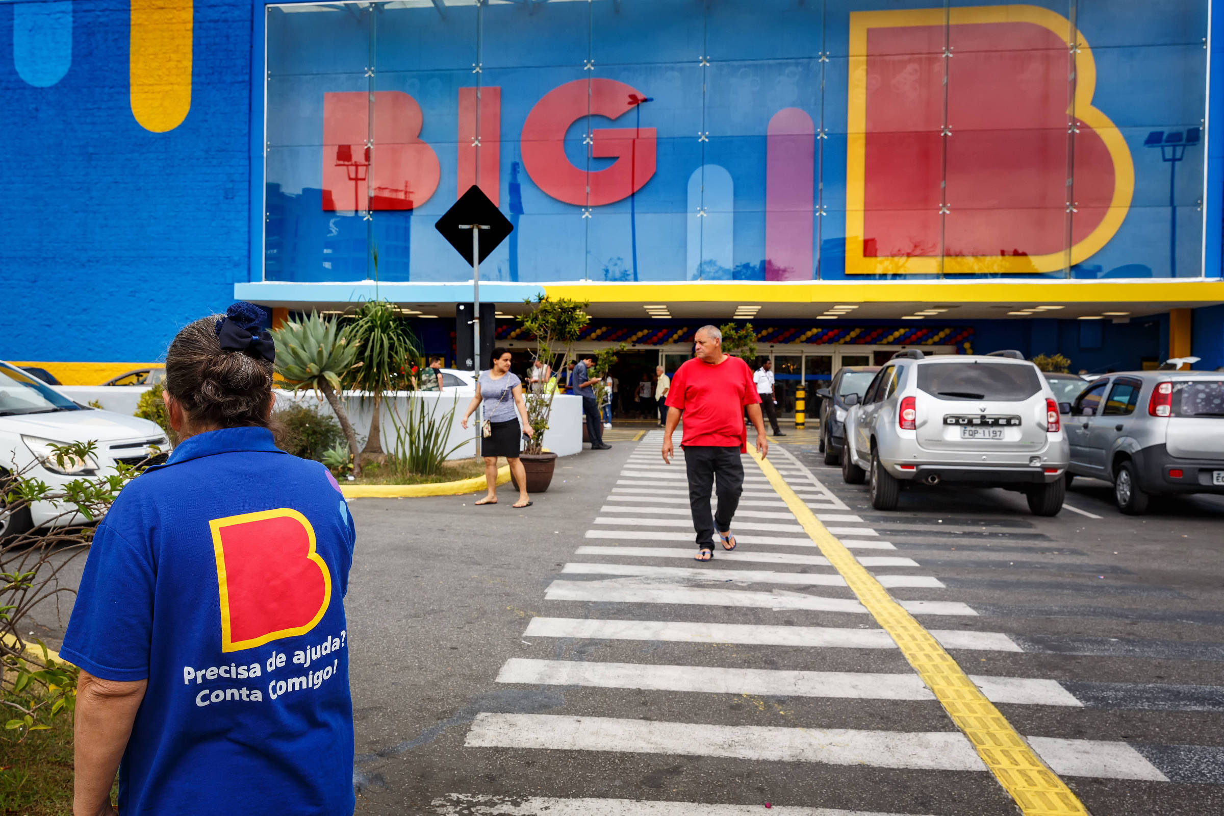 Rede de supermercados Walmart no Brasil mudará de nome para Big -  23/10/2019 - Mercado - Folha