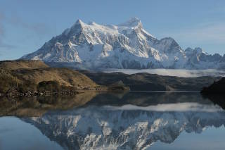 Cuernos del Paine (ao fundo), na Patagônia chilena