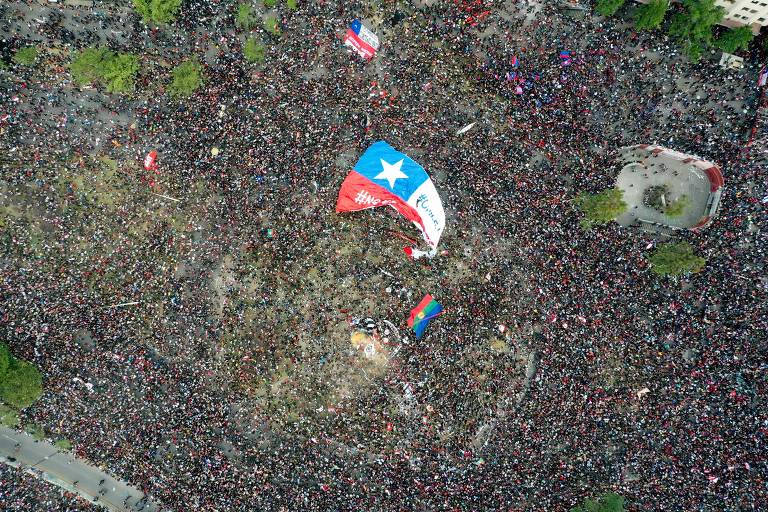 Grande marcha no Chile em 25 de outubro