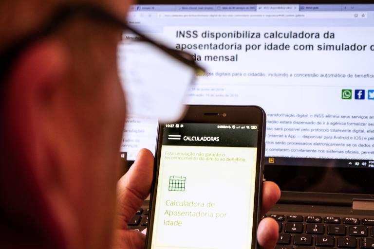 A terceira regra de transição, por pontos, exige 30 anos de contribuição (mulher) e 35 anos (homem) e soma que começa em 86/96 pontos neste ano e sobe um ponto por ano a partir de 2020 (Foto: Adriana Toffetti / A7 Press / Folhapress)