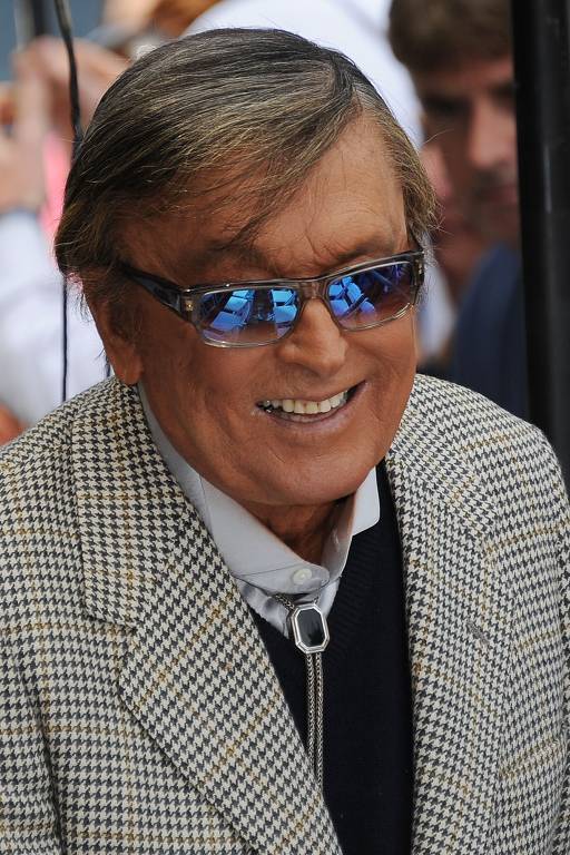 Retrato do produtor Robert Evans em 2012