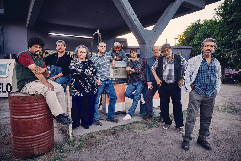 Elenco do longa argentino 'A Odisseia dos Tontos', dirigido por Sebastián Borensztein