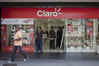 Suspensao das vendas de novas linhas da Claro em SP