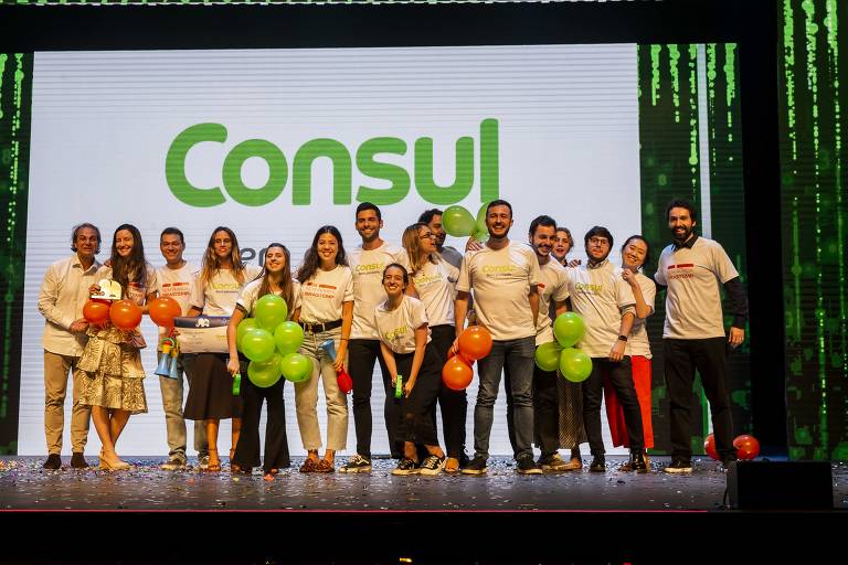 Festa de premiação Top Of Mind, realizada na casa de show Tom Brasil