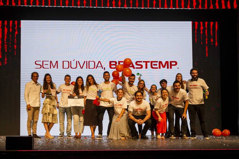 Festa de premiação Top Of Mind, realizada na casa de show Tom Brasil
