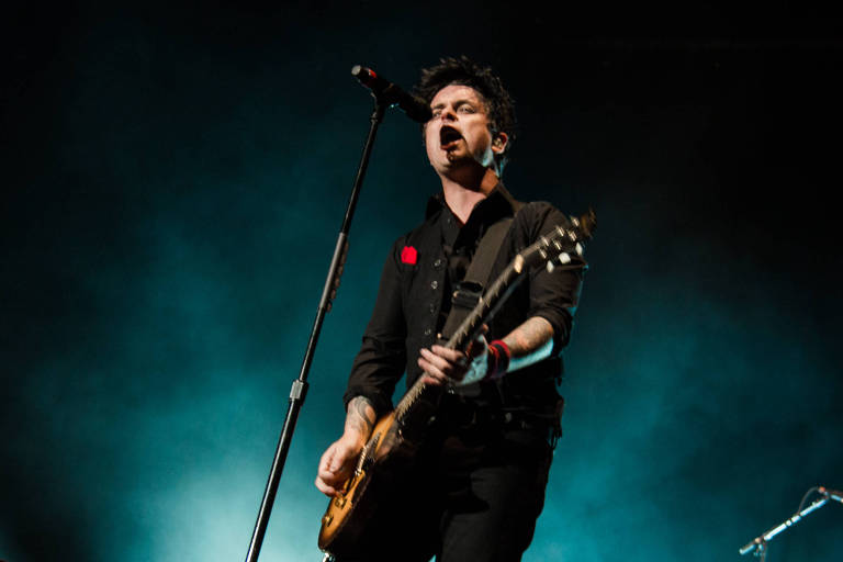 Billie Joe Armstrong, do Green Day, durante show da banda no Rio