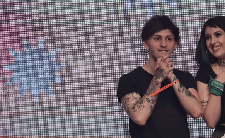 Estanislao Fernandez, filho do novo presidente argentino Alberto Fernández, no dia da vitória do pai

