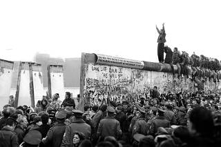 The Fall fo the Berlin Wall
