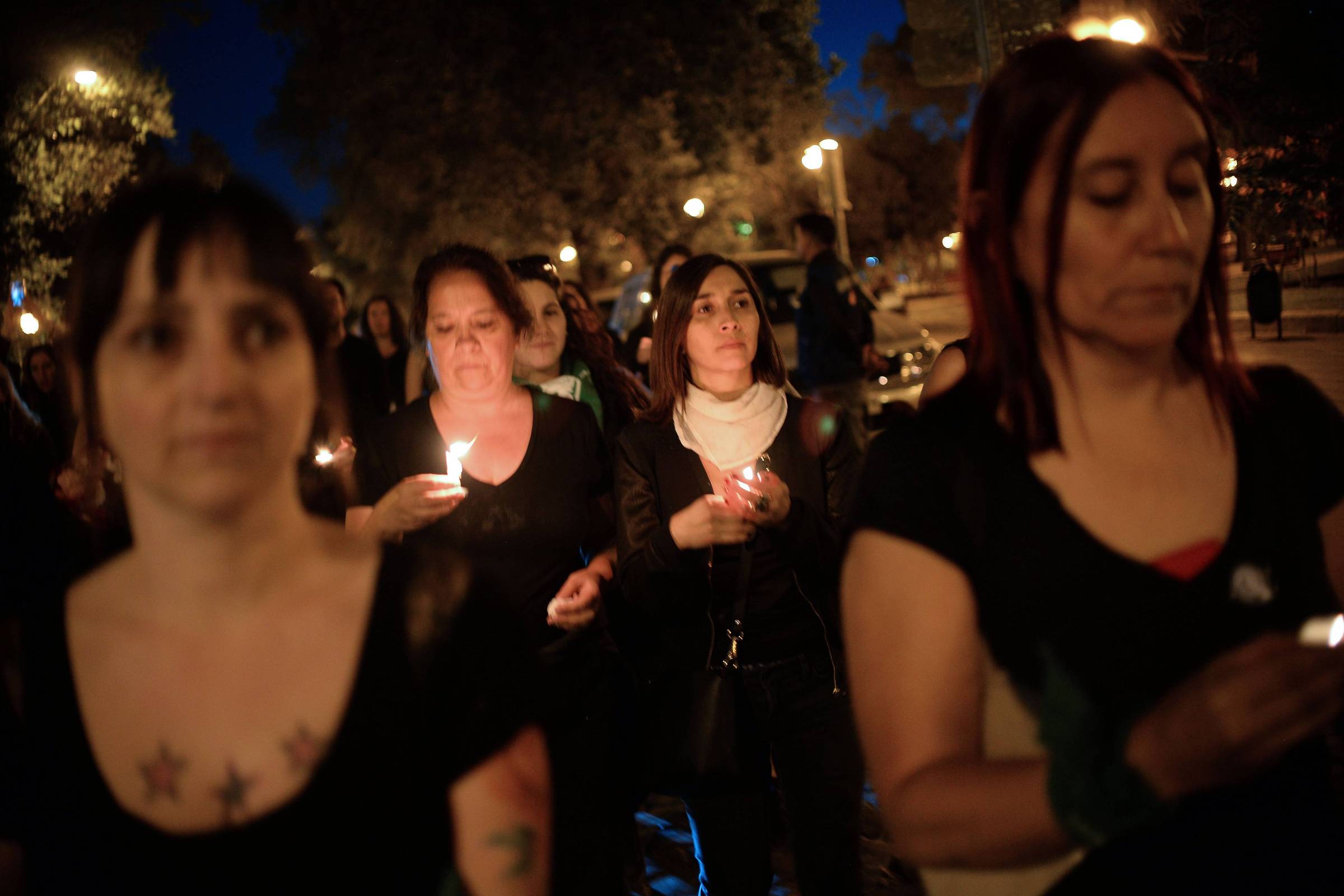 Casos De Violência Sexual Contra Manifestantes Crescem No Chile - 06/11 ...