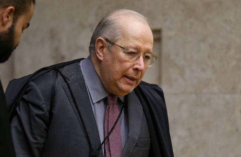 Decano da corte, o ministro Celso de Mello fez um longo voto em defesa da prisão só após o fim dos recursos. "Tem sido constante e inalterada a minha posição no Supremo Tribunal Federal em torno do alcance e ao conteúdo da presunção da inocência”, disse nesta quinta (7)