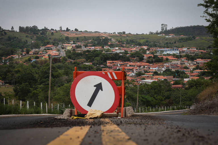 Se aprovado o pacote de medidas de reforma do Estado proposto por Paulo Guedes, Torre de Pedra (SP) seria incorporada a municípios vizinhos