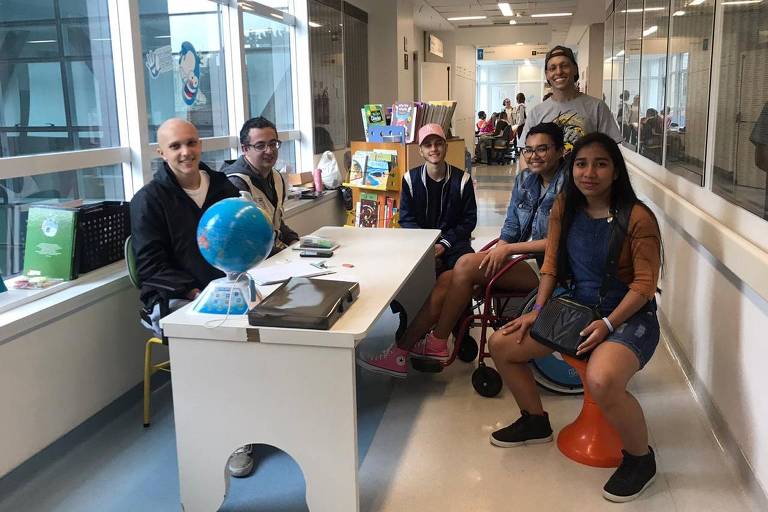 Ramon, Júlia, Juliana e Gabriel, que fizeram o Enem 2019 no hospital