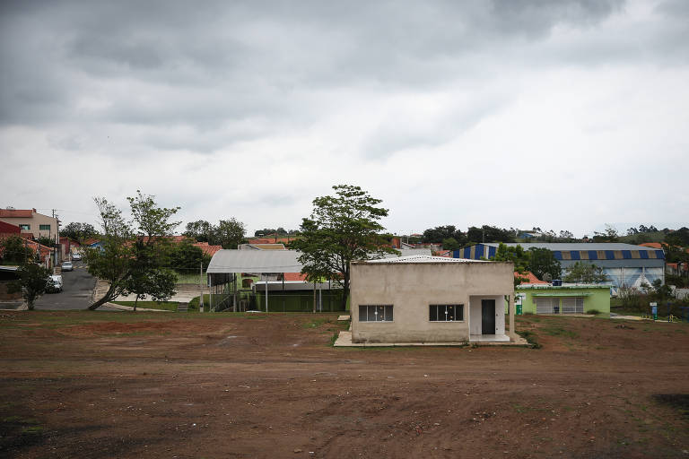 De acordo com o texto apresentado pelo governo, o município que não comprovar sua sustentabilidade financeira deverá ser incorporado a algum dos municípios limítrofes, a partir de 1º de janeiro de 2025