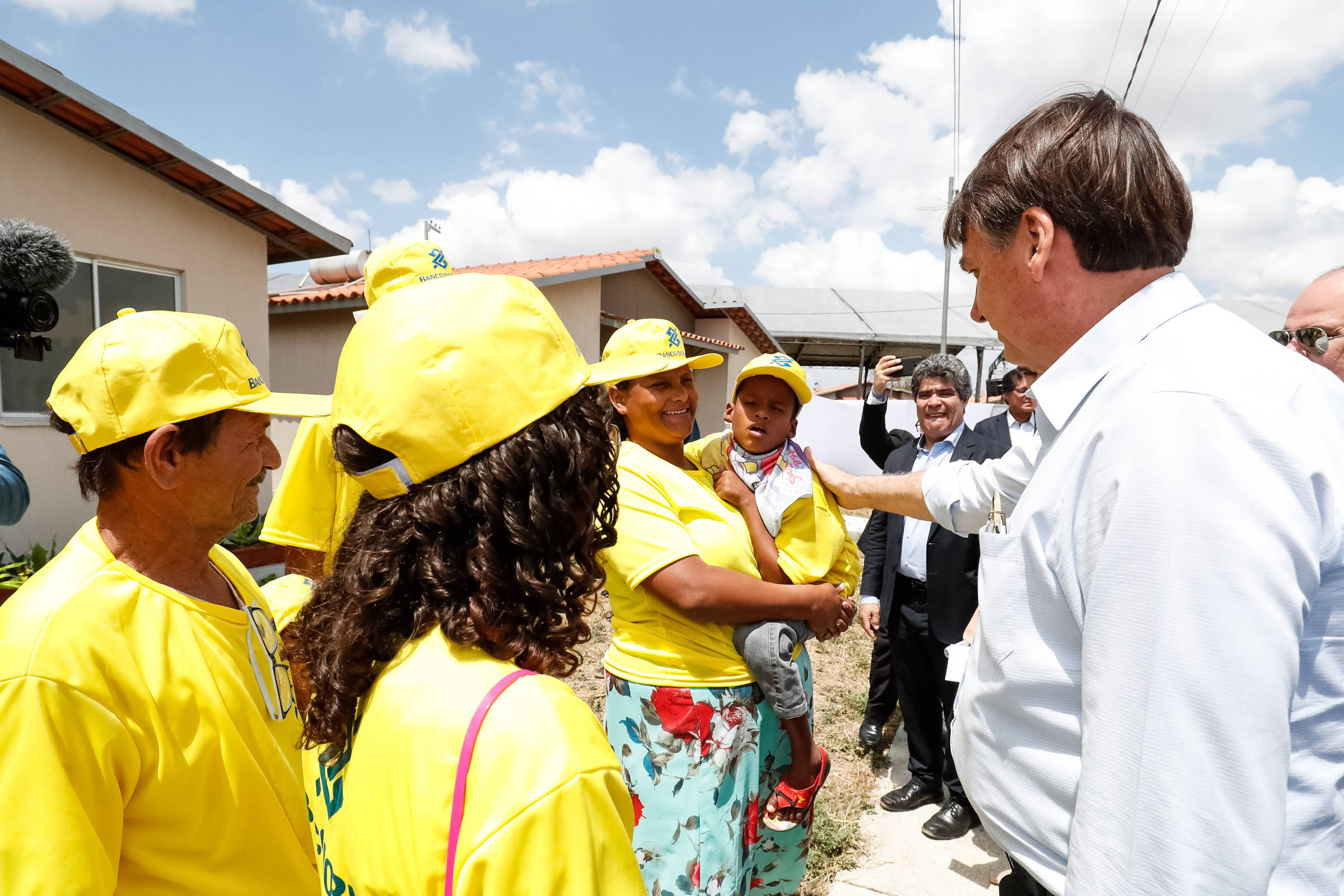 Um dia depois de atacar Lula, Bolsonaro diz que não vai polemizar com o petista
