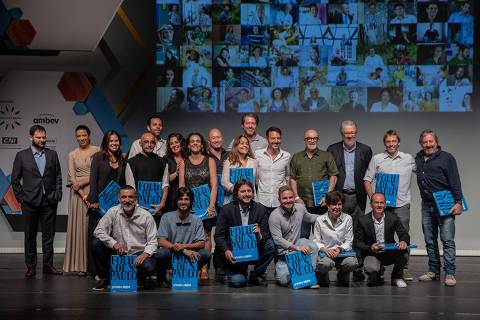 SÃO PAULO, SP, BRASIL, 04-11-2019: Empreendedores, durante a cerimônia do Prêmio Empreendedor Social, no teatro Porto Seguro, em São Paulo. (Foto: Eduardo Anizelli/Folhapress, EMPREENDEDOR SOCIAL) ***EXCLUSIVO***