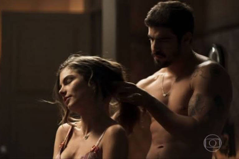 Caio Castro e Bruna Hamú em cena picante da novela "A Dona do Pedaço"