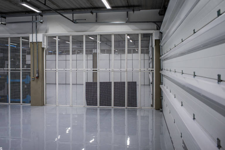 Boxes do autódromo de Interlagos, que recebe o GP do Brasil de F-1 entre os dias 15 e 17 de Novembro