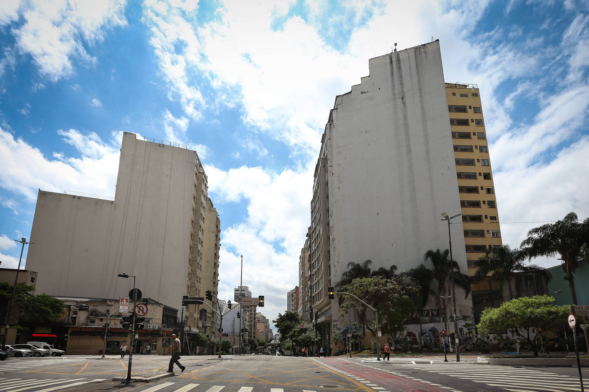 Esquina da São João com Duque de Caxias terá poesia gigante de Arnaldo Antunes - Folha de S.Paulo