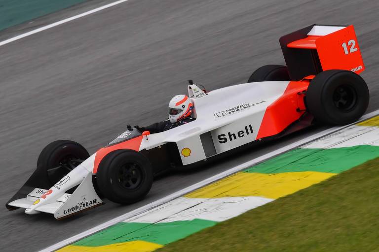 Pela primeira vez no Brasil em 31 anos, carro de Senna não será visto na versão original