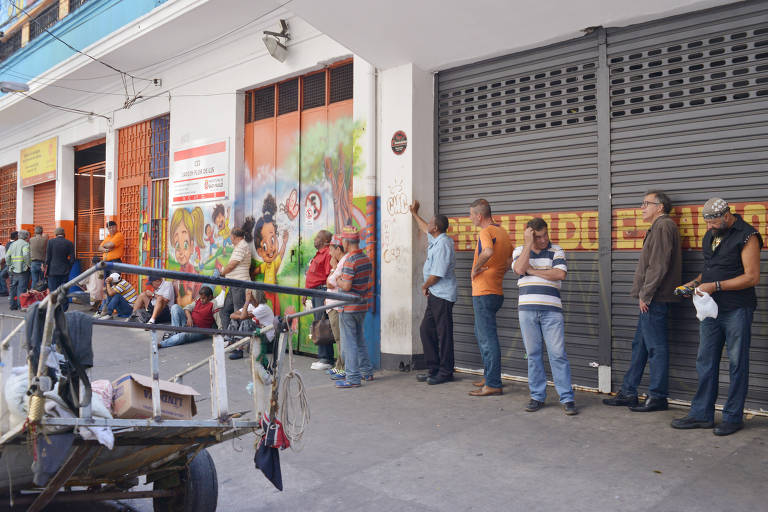 Jornal Agora - São Paulo - Crise faz clientes trocarem restaurantes por Bom  Prato - Secretaria de Desenvolvimento Social do Estado de São Paulo