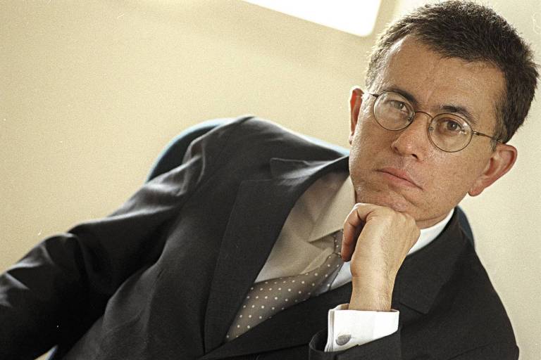 Em 2009, deixou o SAE para retomar sua carreira de professor em Harvard.  Em carta que enviou para Lula, ele afirmou que as atividades que realizou na SAE foram os “primeiros passos rumo a um modelo de desenvolvimento baseado em ampliação de oportunidades”. No documento, destacou também sua atuação em projetos regionais de desenvolvimento na Amazônia e na região Nordeste.