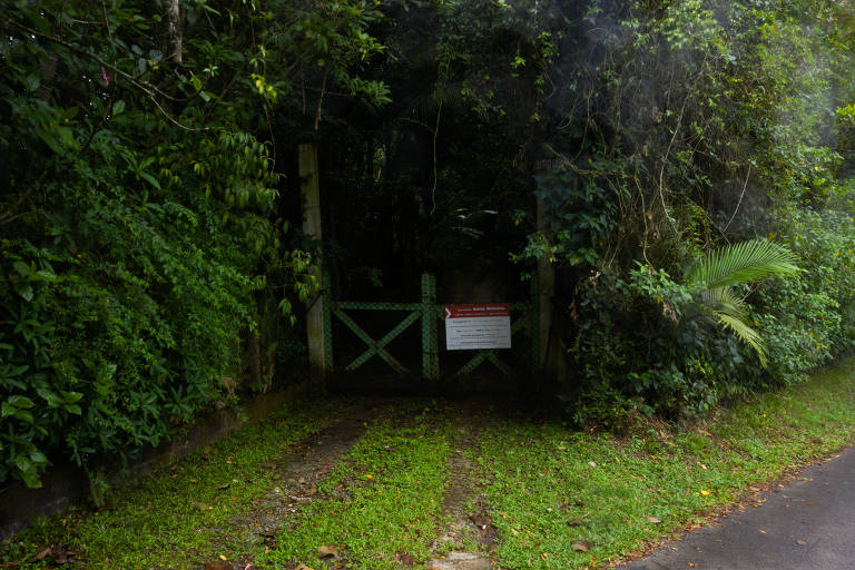 Entrada da chácara do ex-presidente Lula, em São Bernardo do Campo