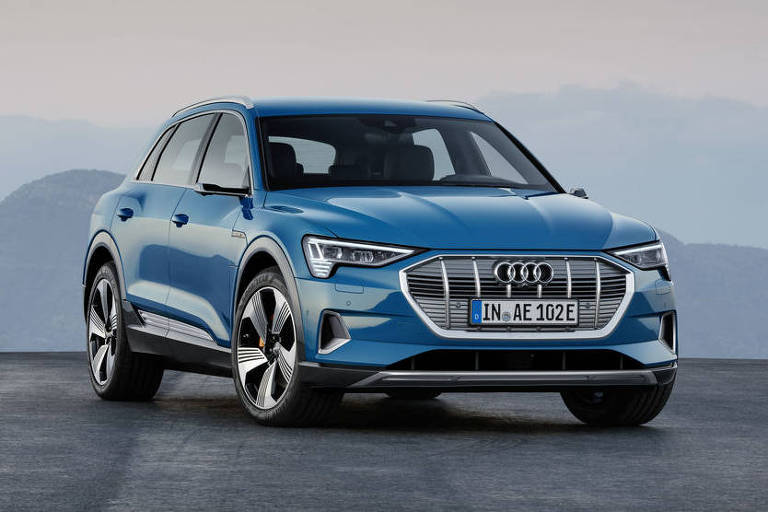 Audi e-Tron começa a ser entregue em abril. Preço parte de R$ 460 mil