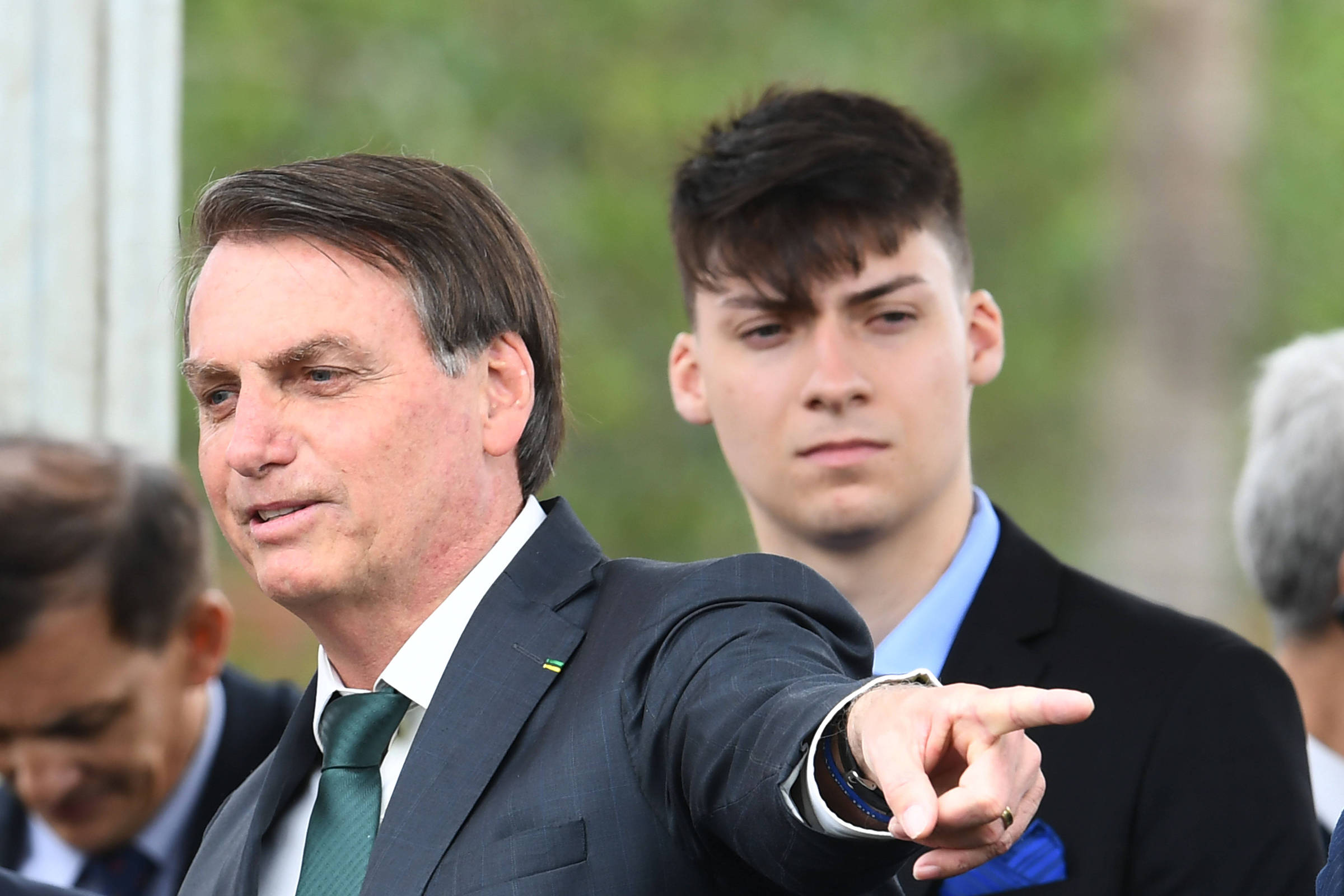 Saiba quem é Jair Renan, filho 04 de Bolsonaro e alvo de operação