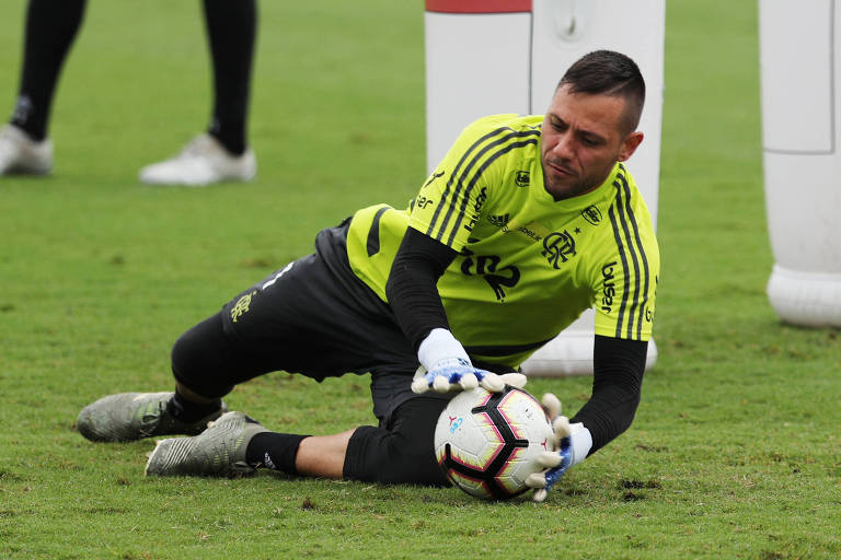 Flamengo: Diego Alves possui média incrível como pegador de pênaltis