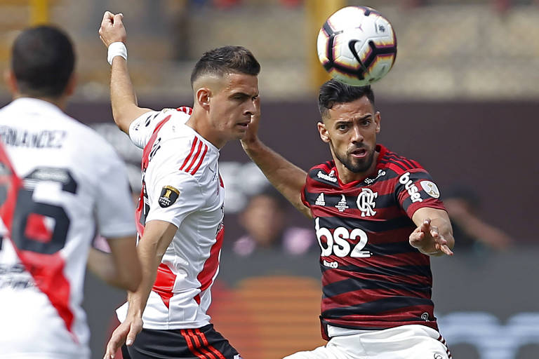 Libertadores dentro do game Fifa tem times brasileiros com atletas  genéricos - 19/02/2020 - Esportes - Fotografia - Folha de S.Paulo