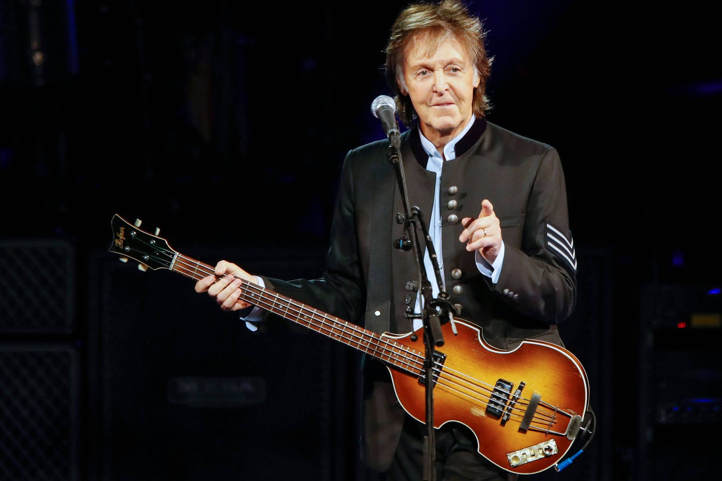 Paul McCartney mostra vigor durante show no RJ - 16/12/2023 - Ilustrada -  Folha