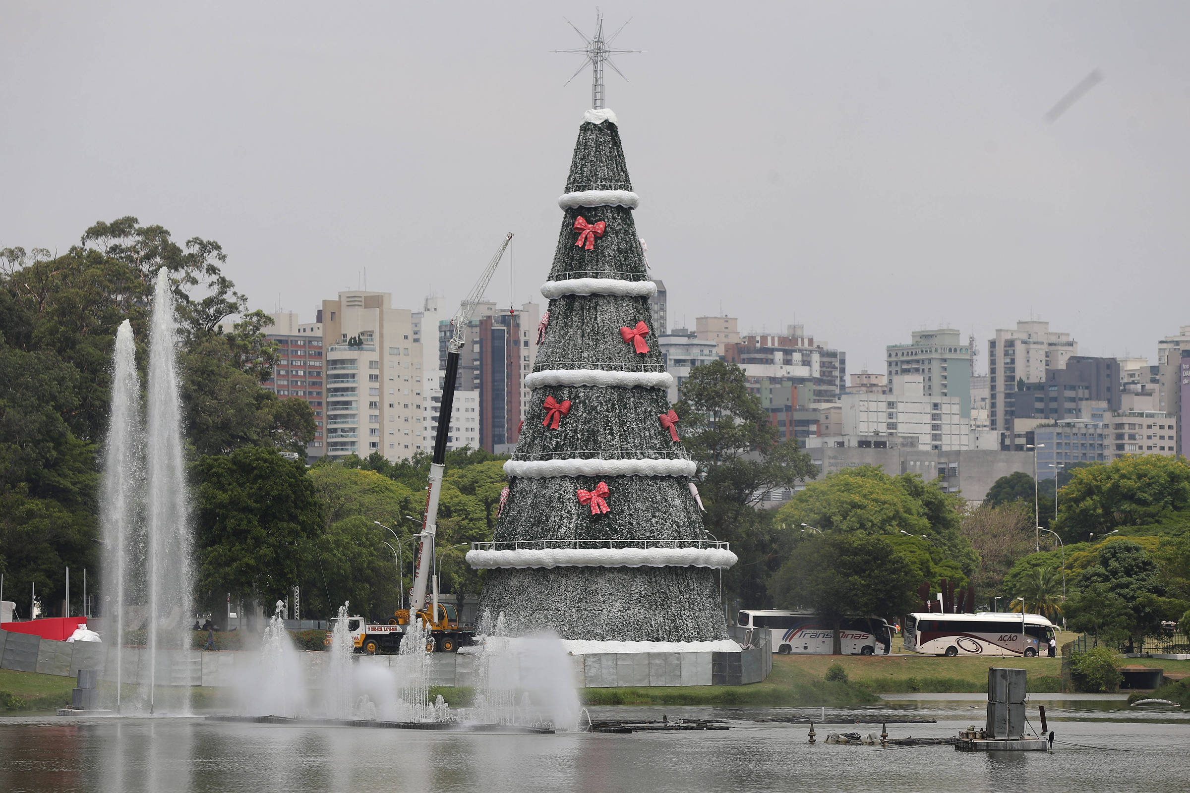 Árvore de Natal do Ibirapuera será inaugurada no sábado - 27/11/2019 - São  Paulo - Agora