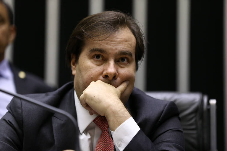 Presidente da Câmara dos Deputados, deputado Rodrigo Maia (DEM-RJ), afirma que medida é "capenga"