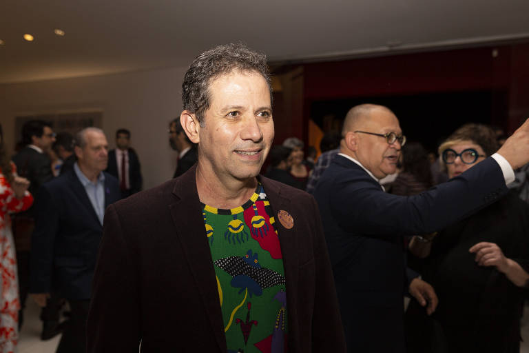 Roger Mello na cerimônia do Prêmio Jabuti de 2019