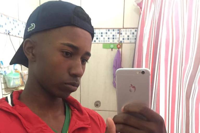 Dennys Guilherme dos Santos Franco, 16 anos, é uma das nove vítimas que morreram na madrugada de domingo (1º), durante uma ação da PM em um baile funk na favela de Paraisópolis, na zona sul de São Paulo