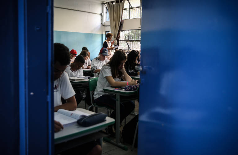 Escola de peões - 12/02/2016 - Cotidiano - Fotografia - Folha de S.Paulo