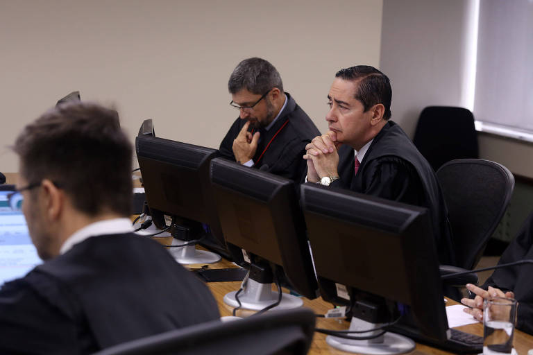 O juiz Thompson Flores na sessão sobre o caso de sítio de Atibaia (SP), na semana passada