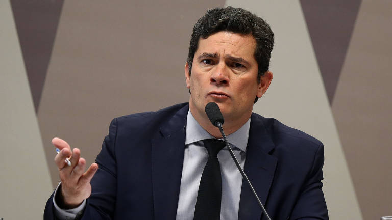 O ministro da Justiça, Sergio Moro, em audiência pública na CCJ do Senado