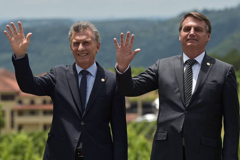 Os presidentes Mauricio Macri, da Argentina, e Jair Bolsonaro no encontro do Mercosul em Bento Gonçalves