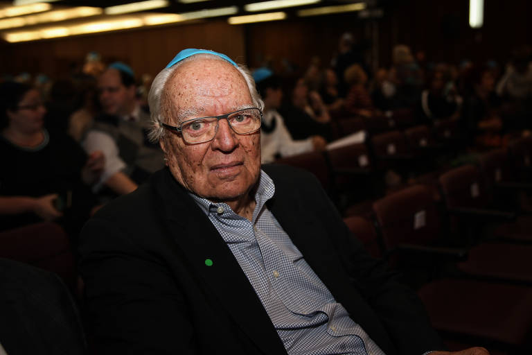 PSDB prepara homenagem póstuma a José Gregori, ex-ministro de FHC