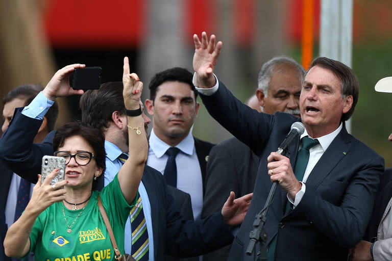 Bolsonaro insistirá em ação contra PSL para garantir verba pública para Aliança