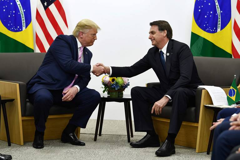 Decidido a acabar com o que chama de política externa ideológica, Bolsonaro estreitou os laços com os Estados Unidos. Apesar da aproximação, o governo Trump se opôs a uma ampliação da OCDE, o que frustrou a expectativa brasileira de conseguir uma vaga no órgão. Em dezembro, Trump disse que iria retomar tarifas de aço e alumínio do Brasil e da Argentina